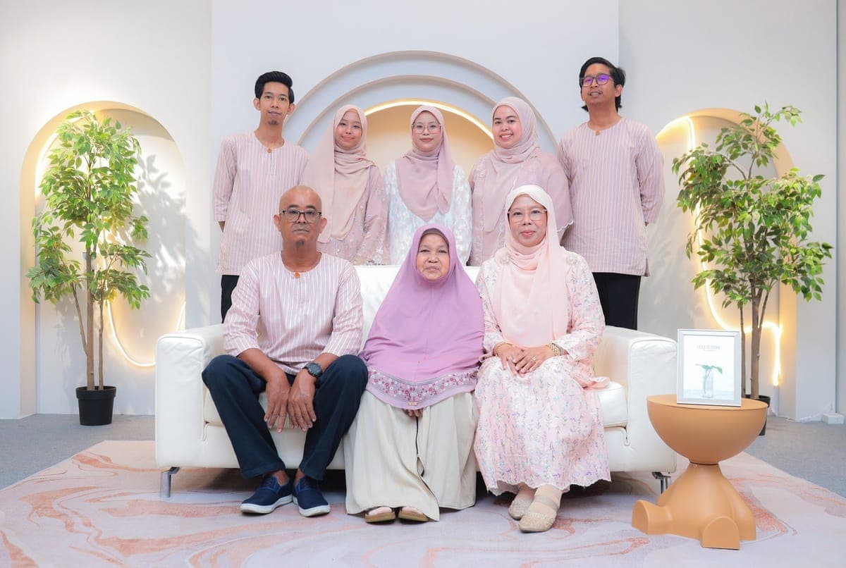 Studio Raya Midtown Perda — latar belakang studio mewah